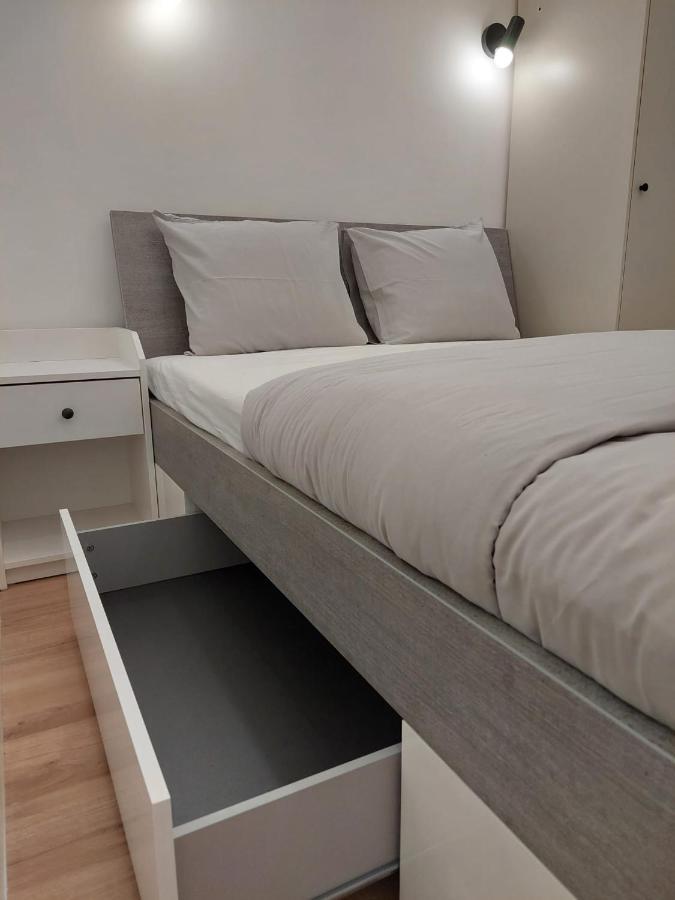 Lisbon South Bay Rooms Almada Extérieur photo