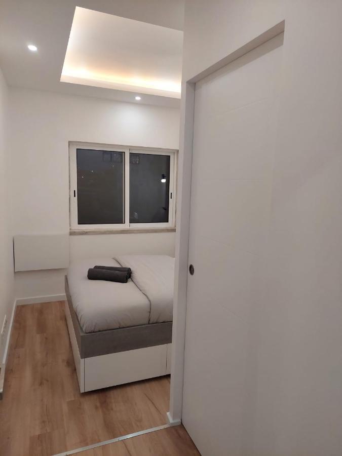 Lisbon South Bay Rooms Almada Extérieur photo